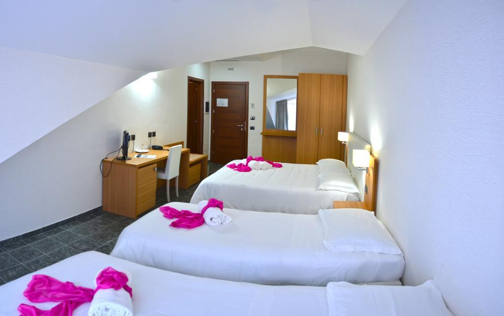 Vea Resort Hotel Mercato San Severino Cameră foto